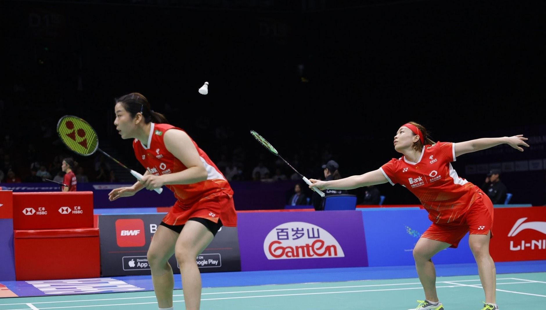 赛的一线阵 赛的一线阵