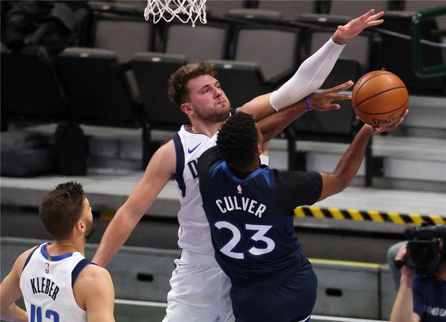 李霄鹏执教 李霄鹏执教