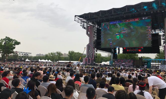 美国国际开 美国国际开